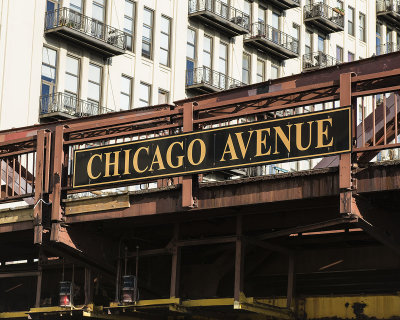 Chicago Ave Sign