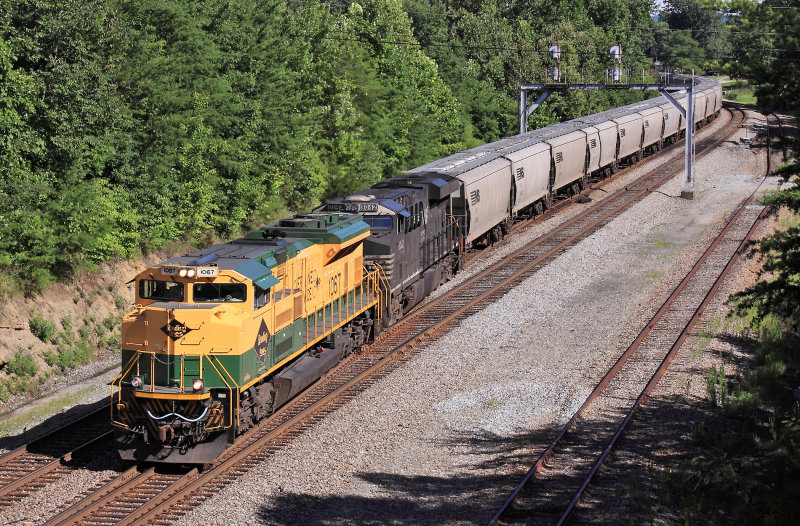 NS 55A crosses over at Revilo Ky with RDG 1067 on the point 