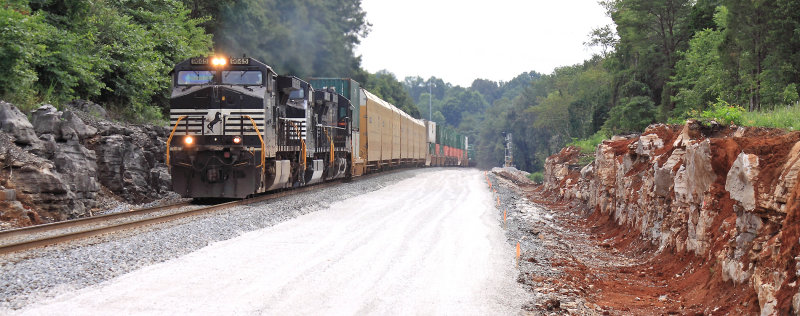 Northbound 224 just North of CP Grove, with the blasting now complete and subgrade finished 