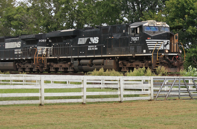 A brand new GE leading train 23G is dead, forcing the crew to use the open door AC on a muggy August evening 