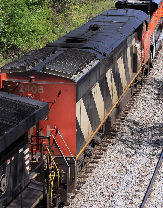 CN 2408 on NS 289 at Waddy 