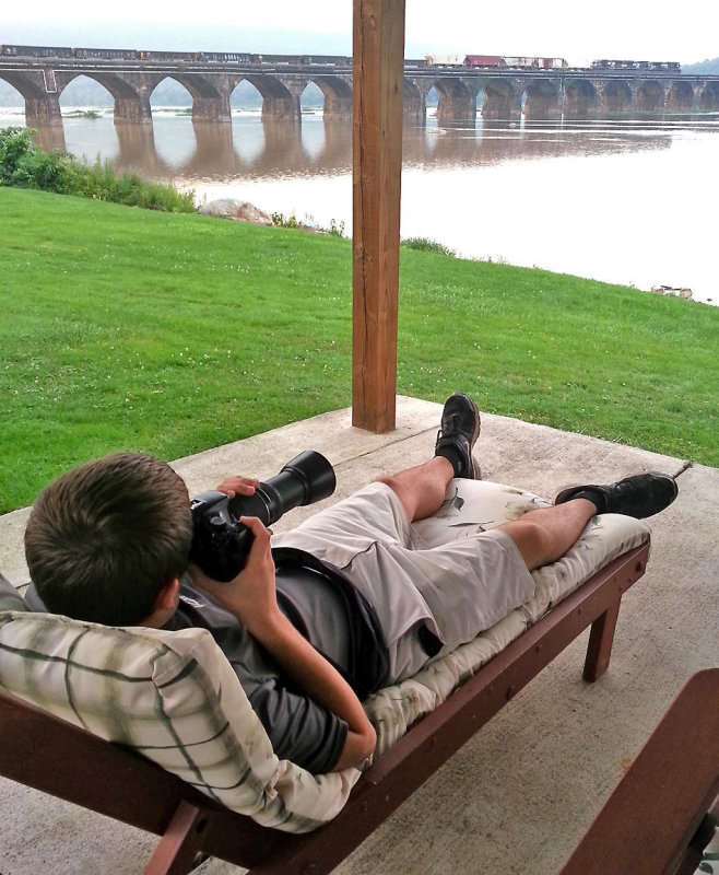 Gage shooting trains the easy way at Rockville 