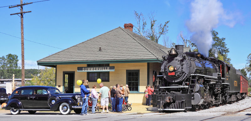 After a flawless trip, 4501 arrives at the CofG depot at Summerville, Ga 