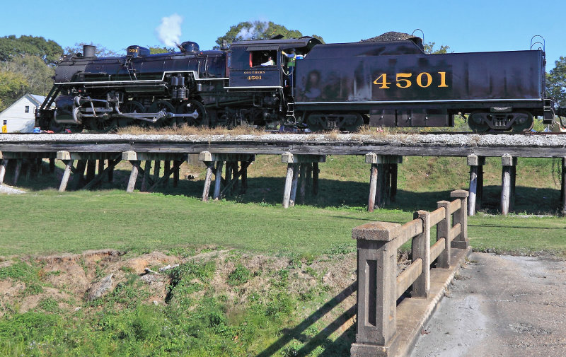 4501 eases over the wooden approach to the bridge at Trion 