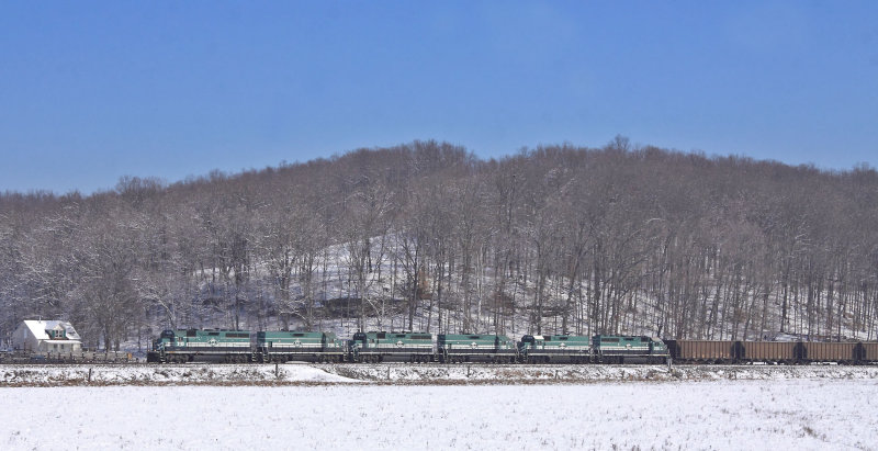 Southbound LG3 in the snow at Spring Lick 