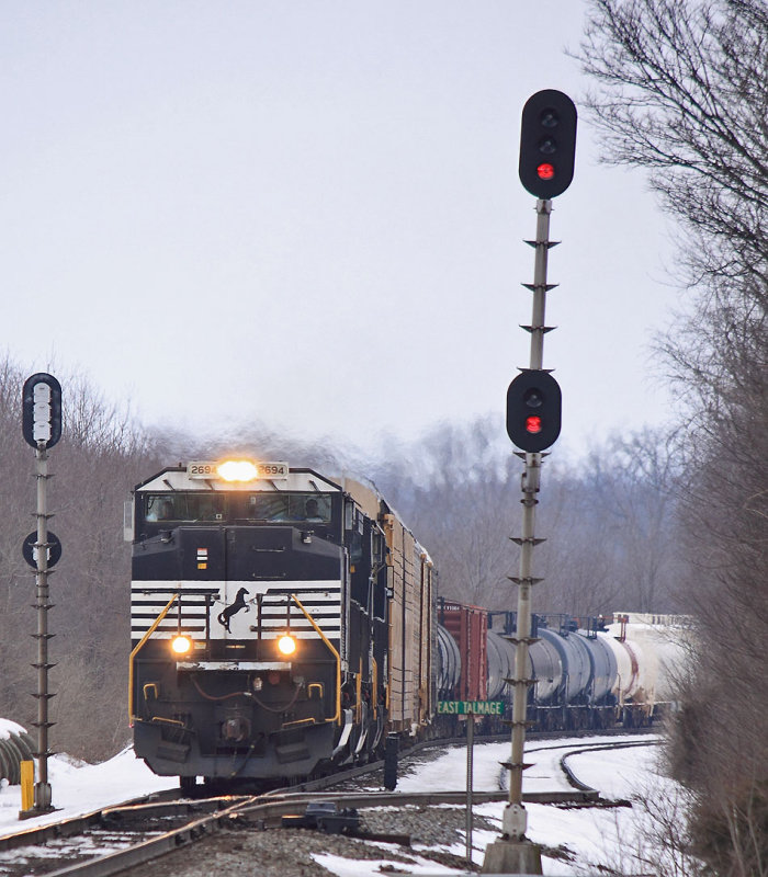Eastbound M67 at East Talmage 