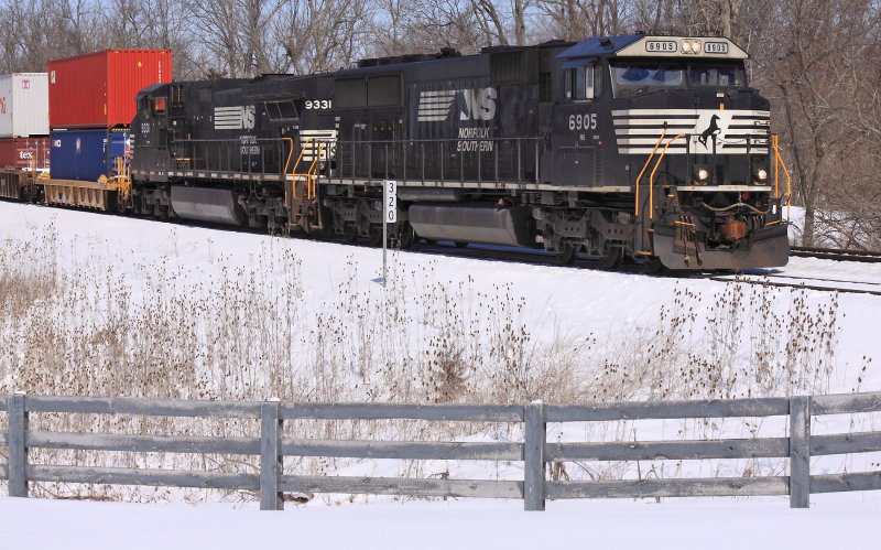 376 sits at the now closed dump crossing at Waddy 