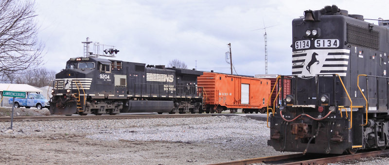Work train 944 pulls off the West Leg of the Wye at Lawrenceburg 
