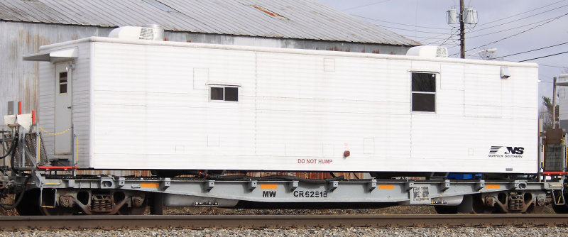 NS Camp Cars on train 944 at Lawrenceburg