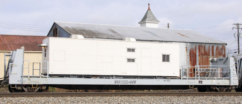 NS Camp Cars on train 944 at Lawrenceburg