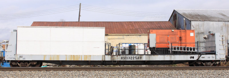 NS Camp Cars on train 944 at Lawrenceburg