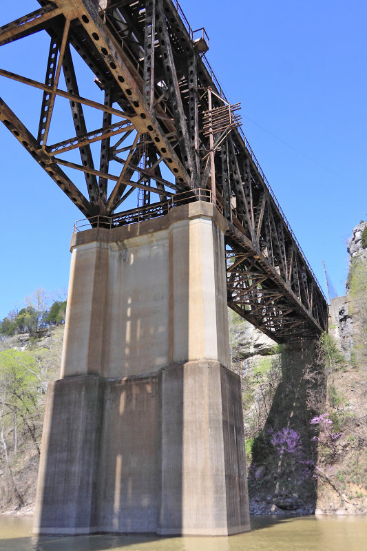 The North East side of the CNO&TP bridge over the Cumberland River (Lake) 
