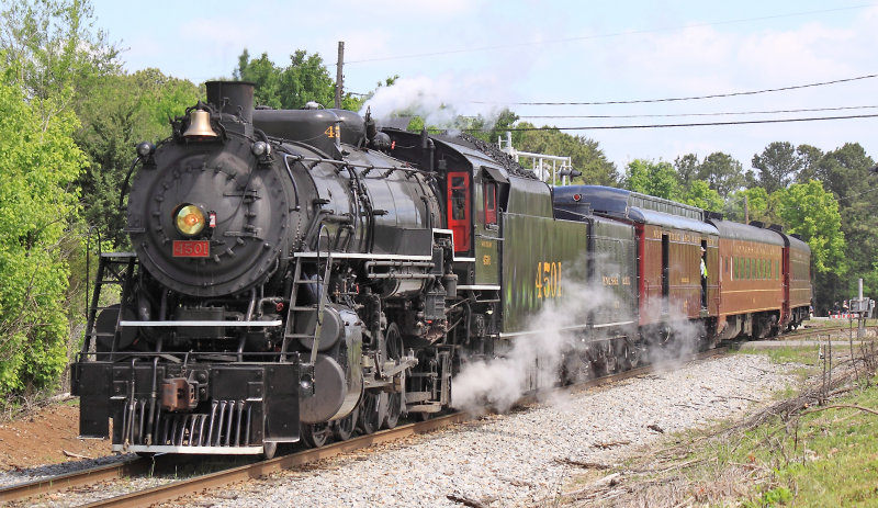 4501 turns on the wye at Cleveland after a flawless test run