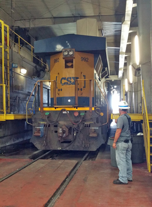 A GE eases out of the wash rack at Corbin 