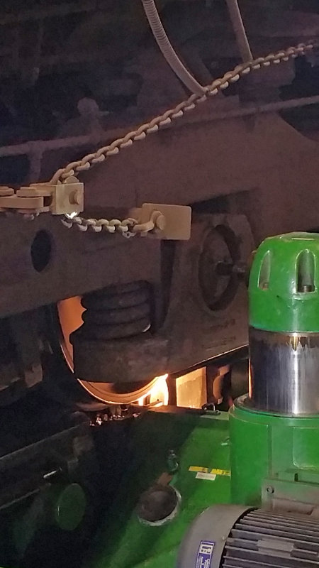 The wheel cutting machine in action