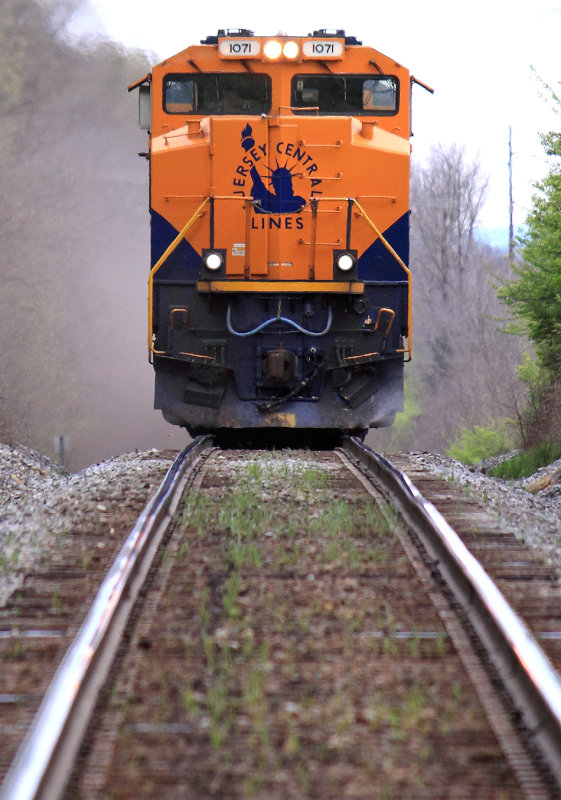 CNJ 1071 on NS 890 at Convoy 