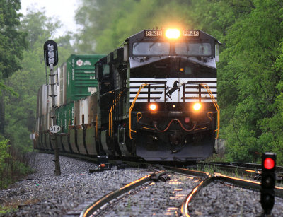 Eastbound NS 223 at the West end of Waddy on a soggy Sunday morning 