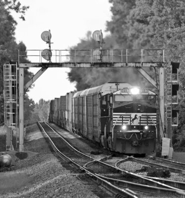 23G starts to gain speed after the long climb up Kings Mountain, seen here coming under the signals at Waynesburg 