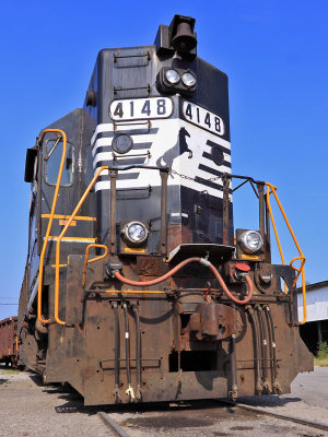 NS 4148, a former N&W GP38AC, tied down for the weekend at Shelbyville