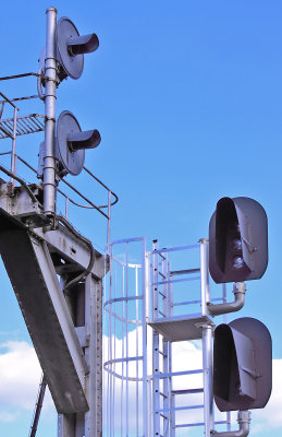 The GRS model SC searchlight signals are still standing tall at Waynesburg, with the invaders standing close by