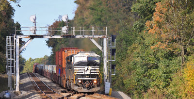Southbound 223 is running a lot later than normal, seen here at Waynesburg KY 
