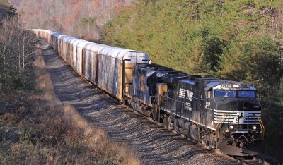 NS 29W drops down the long hill near Parkers Lake on a cool Friday morning 