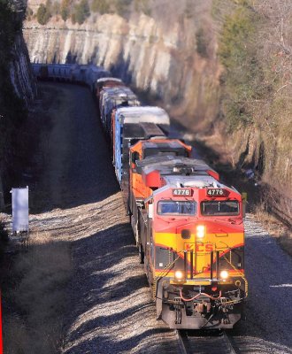 A KCS Southern Belle leads NS 123 through the cut at Kings Mountain 