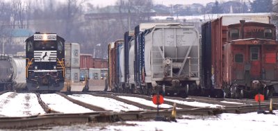 EMD's and a N&W cabosse in the West Yard at Danville 