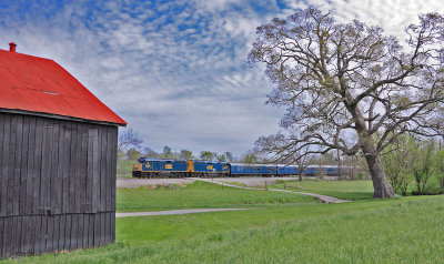 The CSX Derby train passes a farm at Cropper, Ky on the former L&N Old Road sub 