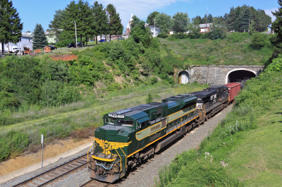 Erie 1068 leads Westbound NS 65R out of the Gallitzin Tunnel