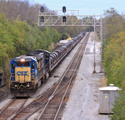 CSX power leads NS 60R at North Wye 