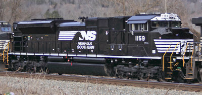 New NS SD70Ace #1159 at Tateville 