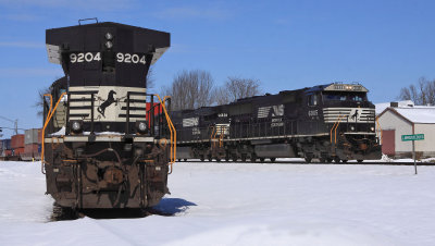 NS 376 rolls by the site of the old depot at Lawrenceburg 