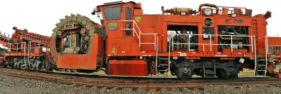 NS Ballast Cleaner tied down at Moreland