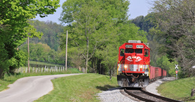 A former SP Tunnel Motor leads the Southbound sand train down Benson Valley 