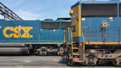 EMD's gather on the ready track at Corbin 