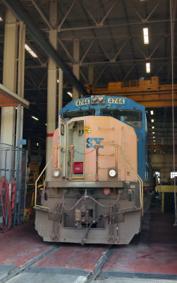 CSX 4744 in the shop for a loading problem 