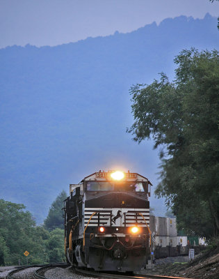 An early morning intermodal drops down off the Blue Ridge grade at Webster 