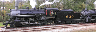 630 leads the train into the house track at Summerville