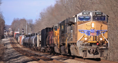 UP power leads NS 179 at Gradison 