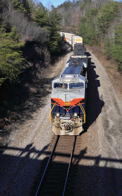 NS 215 follows 229 South at Parkers Lake with the CofG Heritage Unit leading