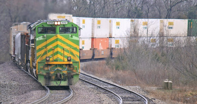 Illinois Terminal 1072  brings NS 375 up the main at Waddy 