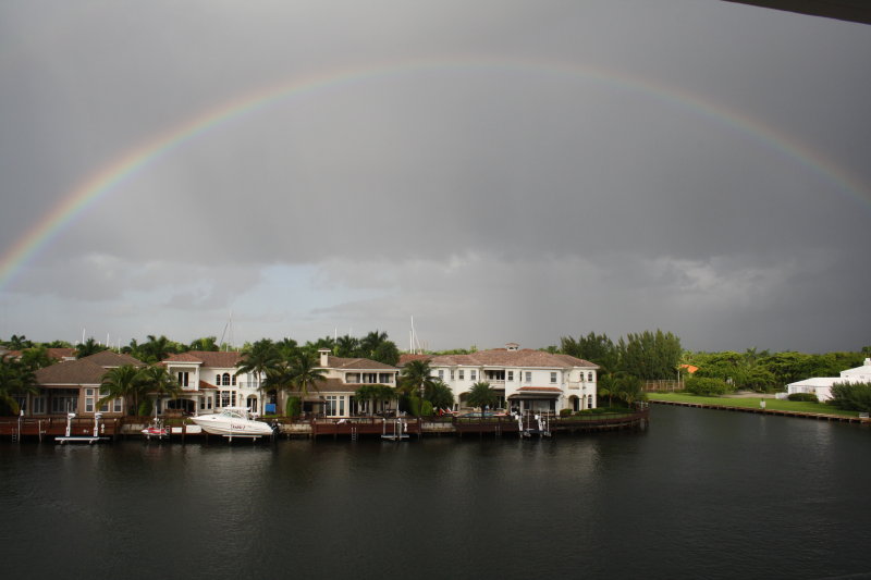 Rainbow_Canal_Hollywood.JPG