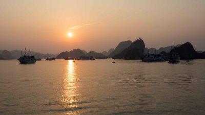 Vietnam_2_-109.jpg Sunset, Halong Bay