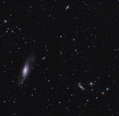 M106 widefield