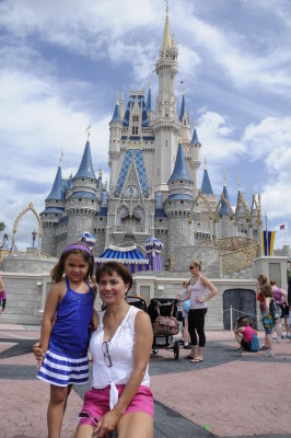 2013-06-04-121 In front of CInderella's Castle