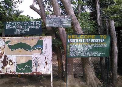 Ingang Abuko Forest - Entrance Abuko Forest