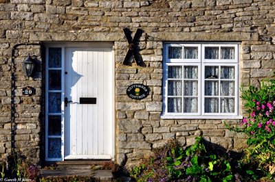 Corfe Castle Village 2535