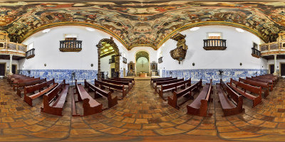 The nave of So Francisco Church