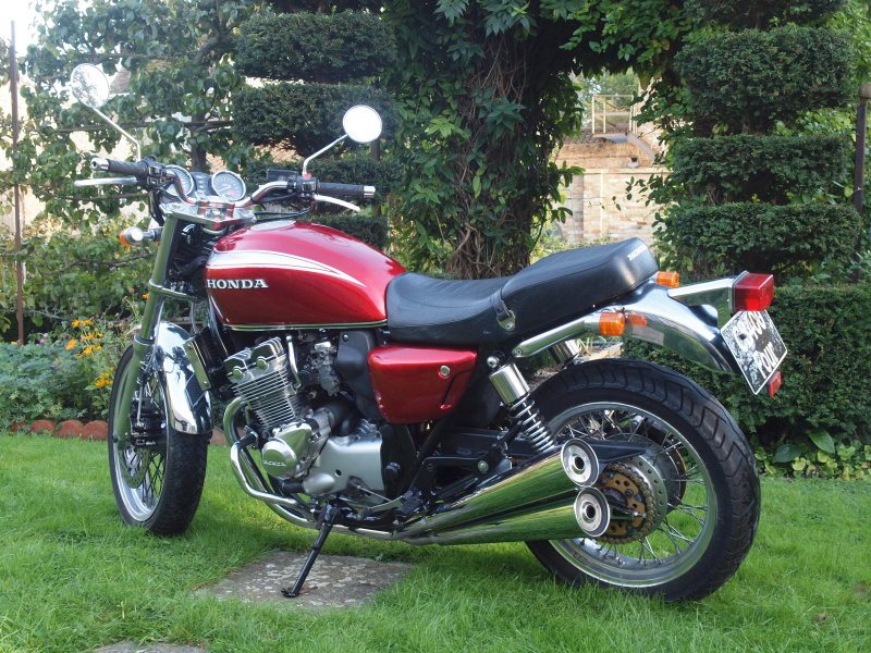 Honda CB 400 four nc36